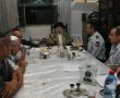 סגל הפיקוד של כיבוי אש בירושלים נפגש עם האדמו"ר מקאליב