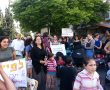 כמאתיים משתתפים בצעדת העגלות הירושלמית קראו: לא לפגיעה בהורים העובדים!