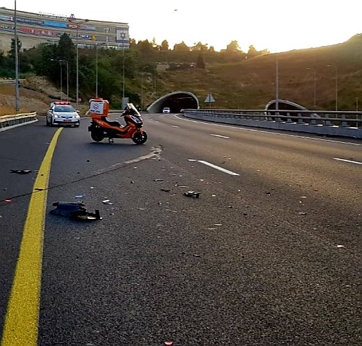 מזירת התאונה בסמוך למנהרת הראל. צילום: דוברות איחוד הצלה
