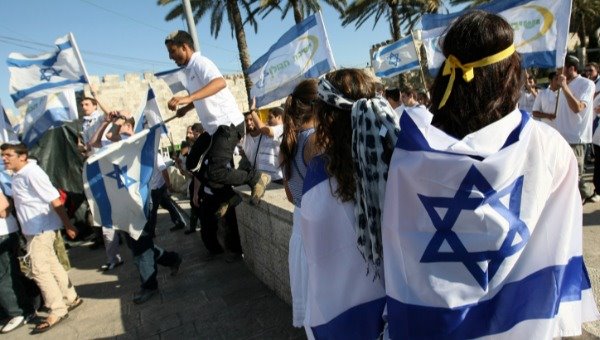 ריקוד הדגלים ביום ירושלים. צילום: קובי גדעון, פלאש 90