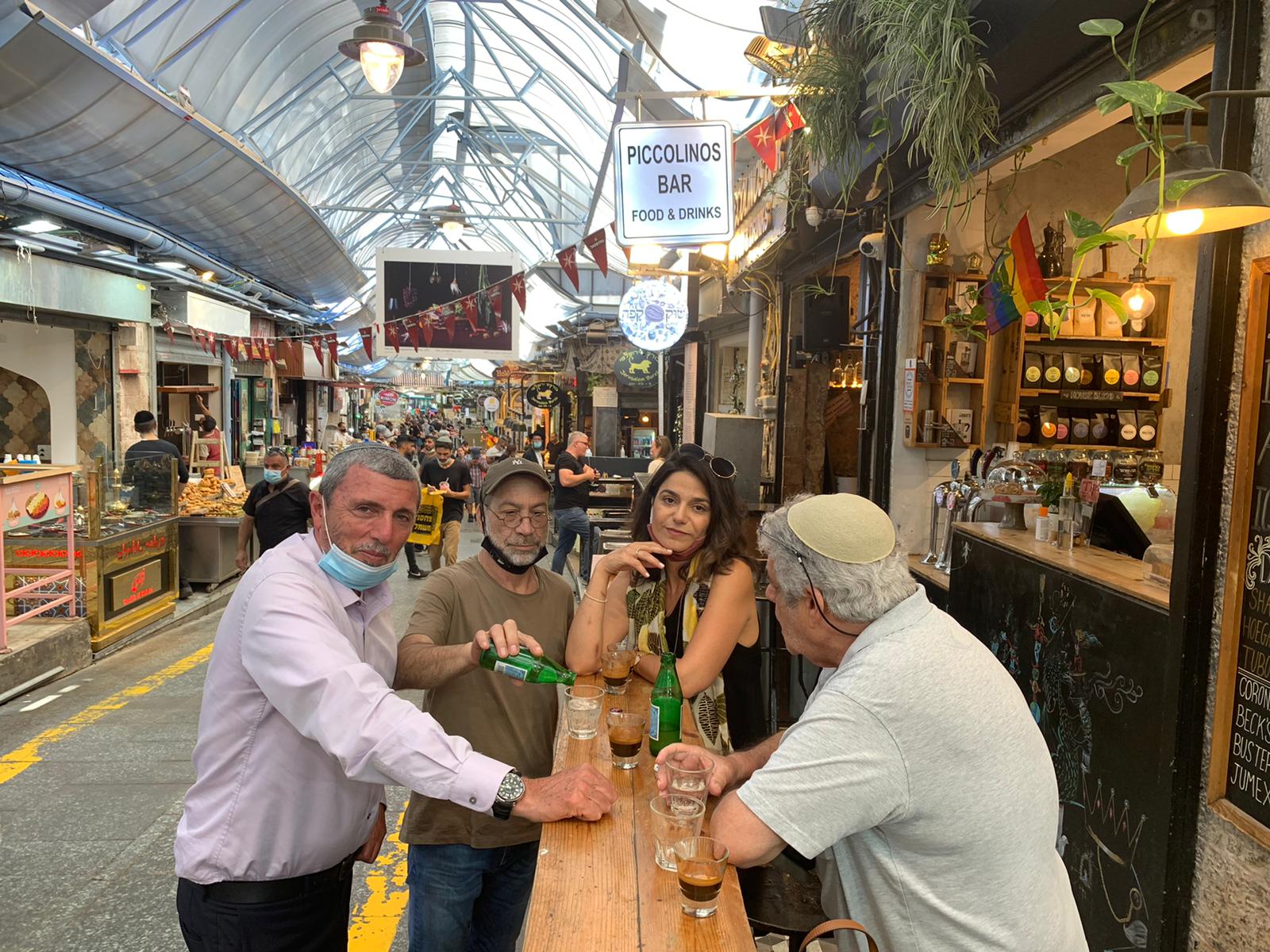 השר לענייני ירושלים, הרב רפי פרץ בסיור בשוק השר לענייני ירושלים, הרב רפי פרץ בסיור בשוק