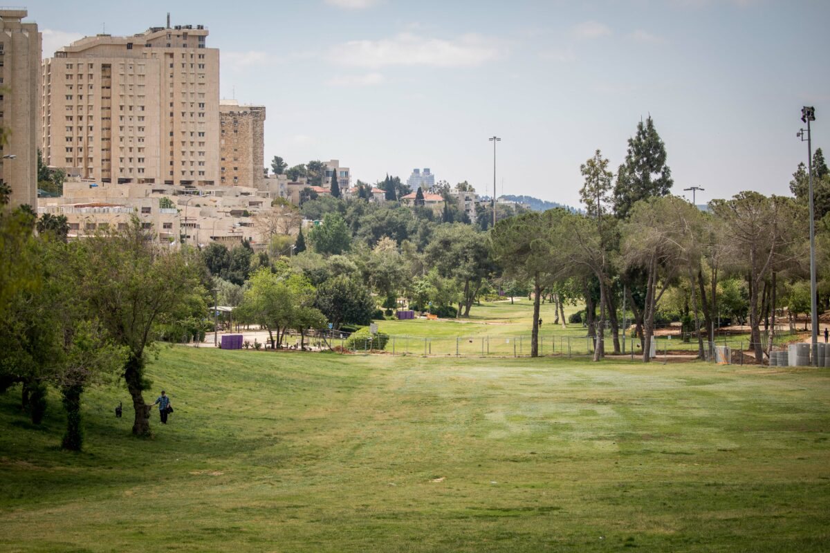 גן סאקר. צילום: יונתן זינדל, פלאש 90