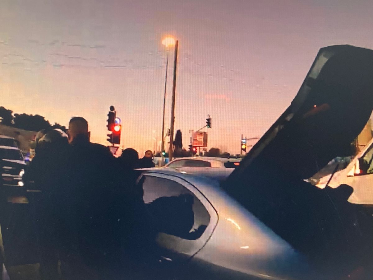 ממעצרו של החשוד. צילום: דוברות המשטרה ממעצרו של החשוד. צילום: דוברות המשטרה