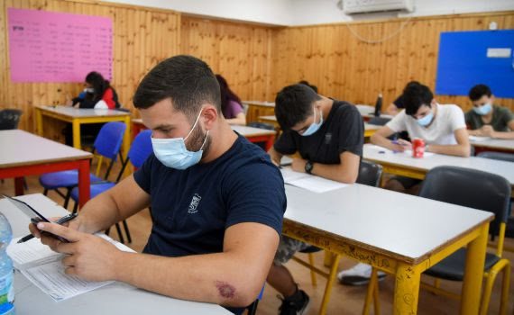 למצולמים אין קשר לנאמר. צילום: יוסי זליגר/ פלאש 90