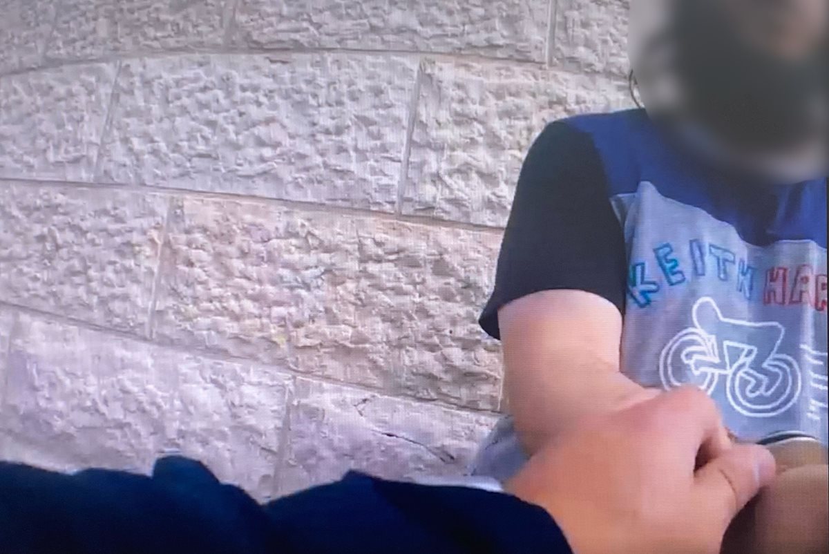 מעצרו של החשוד. צילום: דוברות המשטרה מעצרו של החשוד. צילום: דוברות המשטרה