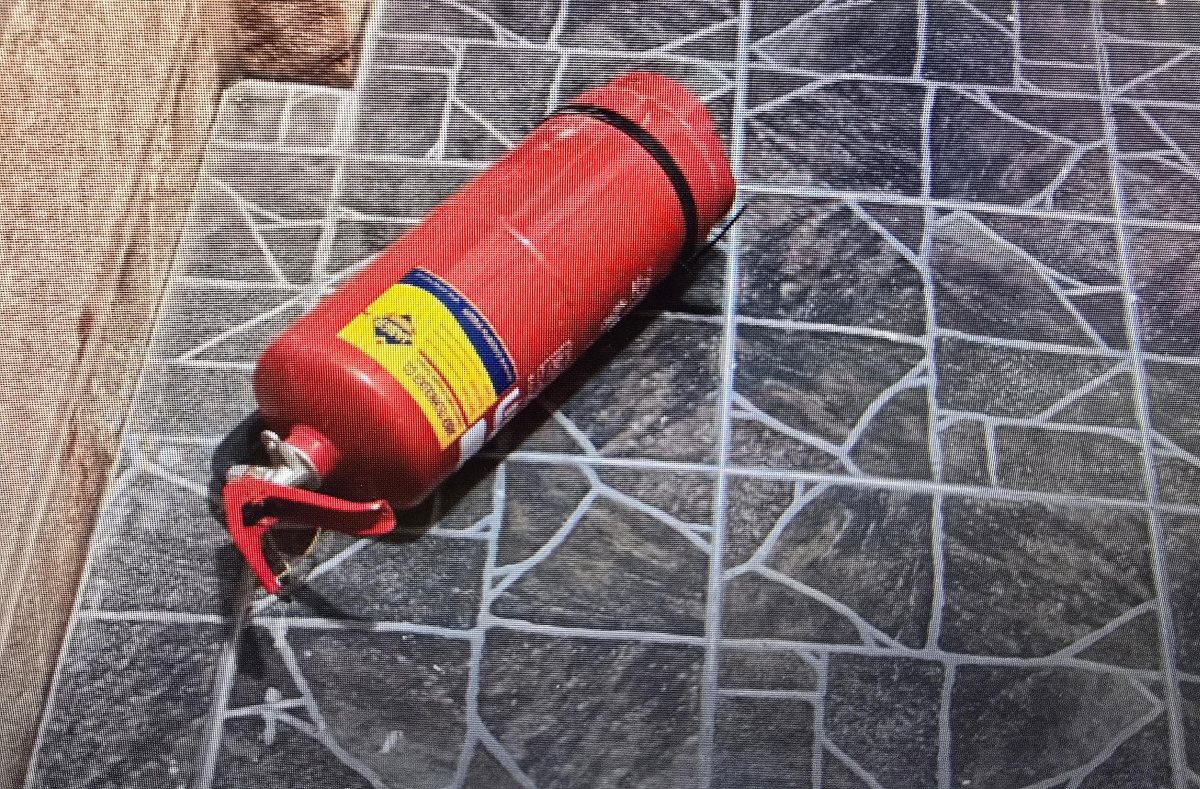 תמונת המטפטף באמצעותו תקפו המעורבים את החשוד 