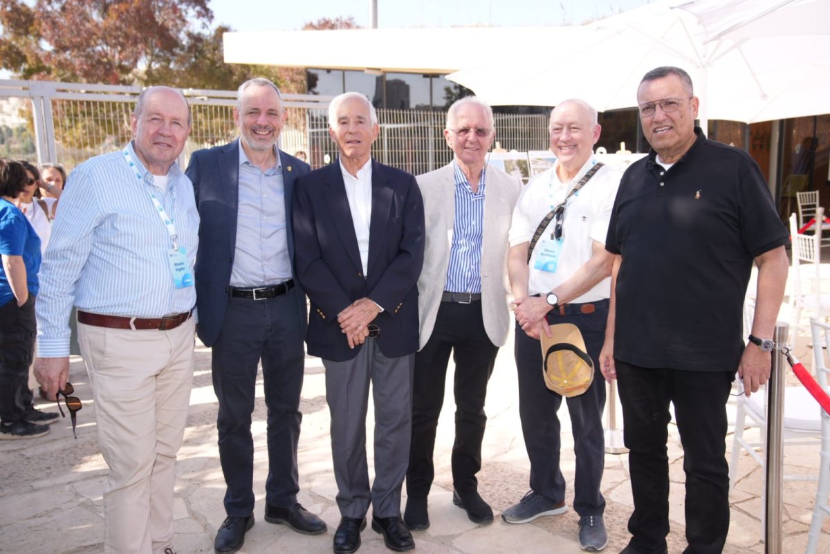 קרדיט ארנון בוסאני