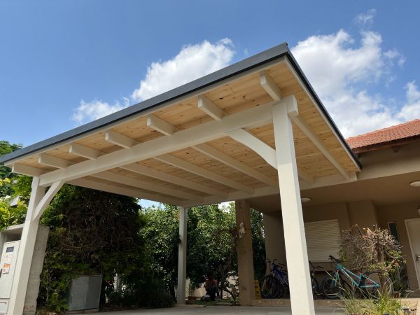 קרדיט לתמונות: אלפין עבודות עץ