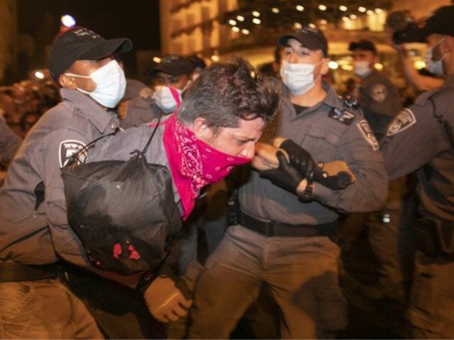 העימותים בהפגנות בירושלים, ארכיון | צילום: אוליביה פיטוסי, פלאש 90