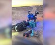 צפו בתיעוד: שיירת אופנוענים נסעה בפרעות עם דגלים ירוקים בנגב – ואחד הרוכבים נעצר