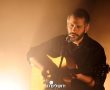 סיפורים במונו – השירים והסיפורים שמאחוריהם 