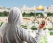 "140 אלף שקל על כל אבן": השליך אבנים על משפחה יהודית ליד הכותל