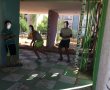 ילדים התעללו בחתולים  - השכנה תיעדה והותקפה גם היא