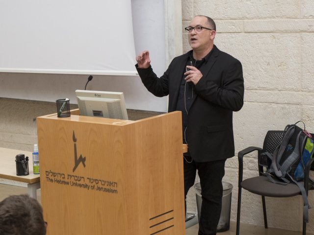 ד"ר אמנון דקל. צילום: ריקי נחמן לאוניברסיטה העברית