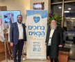שר הבריאות התארח ב'רחשי לב' והרגיע את הילדים בהישמע האזעקה