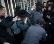 תביעה נגד בלשי המשטרה: משכו לאברך בזקן