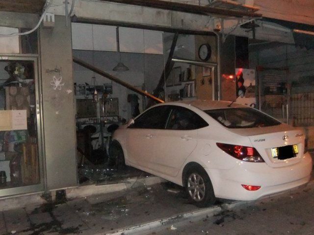 התמונות באדיבות להב אסף אברס דובר כיבוי והצלה י-ם