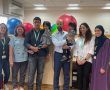 מרגש עד דמעות: שנתיים לניתוח המסובך - התאומות שנולדו מחוברות פגשו את הרופא שהציל את חייהן