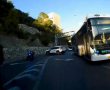 מרדף דרמטי בכביש 1: התנגש באוטובוס - ונעצר במחלף סחרוב | צפו