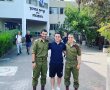 משלוח ארוחות חמות עבור חיילים בביה"ס גינסבורג