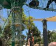 התקף אפילפסיה בגובה חמישה מטרים: לוחמי האש חילצו צעירה ממתקן טיפוס בגן סאקר