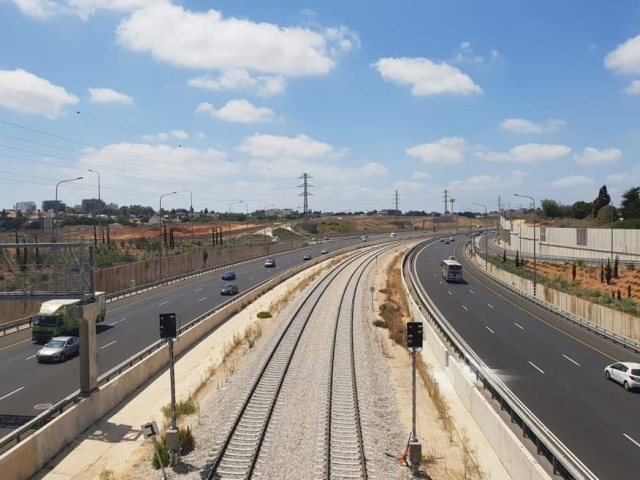 נתיבי תחבורה יעודים