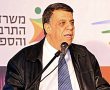 "חשד לשחיתות ציבורית":  ר' מועצת נאות חובב לשעבר נעצר