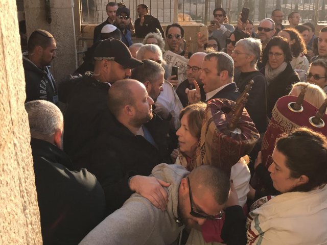 עימותים ברחבת הכותל