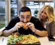 אחרי שנתיים של רעב, שגב כלפון כותב על החופש לבחור: "אני זוכר שהרעב הפך לחבר שלי"