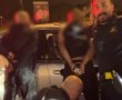 שוטרי תחנת גלילות במרחב ירקון סיכלו גניבת רכב בהרצליה, בתום מרדף רגלי נעצרו 2 חשודים.