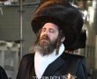 מרגש: האדמו"ר מפיטסבורג משמח חתן וכלה יתומים (וידאו)