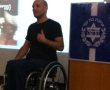 צעירים נוהגים אחרת