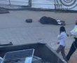 תיעוד מחריד וקשה לצפיה ממירון: השוטר הטיח קשיש חרדי ארצה (וידאו)