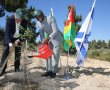 שר החוץ של טוגו מגדולי ישראל בעולם - נטע אמש עץ ביד קנדי בירושלים
