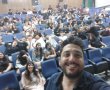 מה חיפש מאור זגורי בתיכון בן גוריון בנס ציונה?. צפו בתמונות 