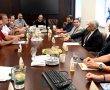 ראש הממשלה יאיר לפיד נפגש עם ראשי הרשויות של עוטף עזה במטרה לחיזוק החוסן האזרחי